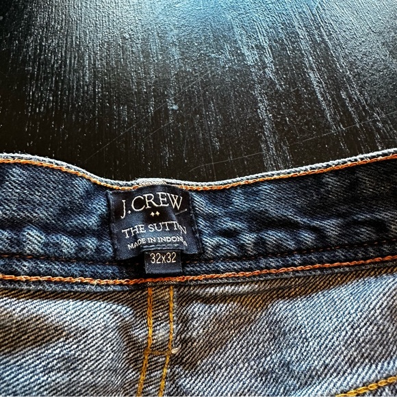 J. Crew 32x32 The Sutton Fit Darker Wash Jeans Denim Straight Fit Dad Jean - Picture 9 of 12